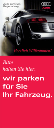 Audi Zentrum Regensburg: Messebanner "Herzlich Willkommen!"